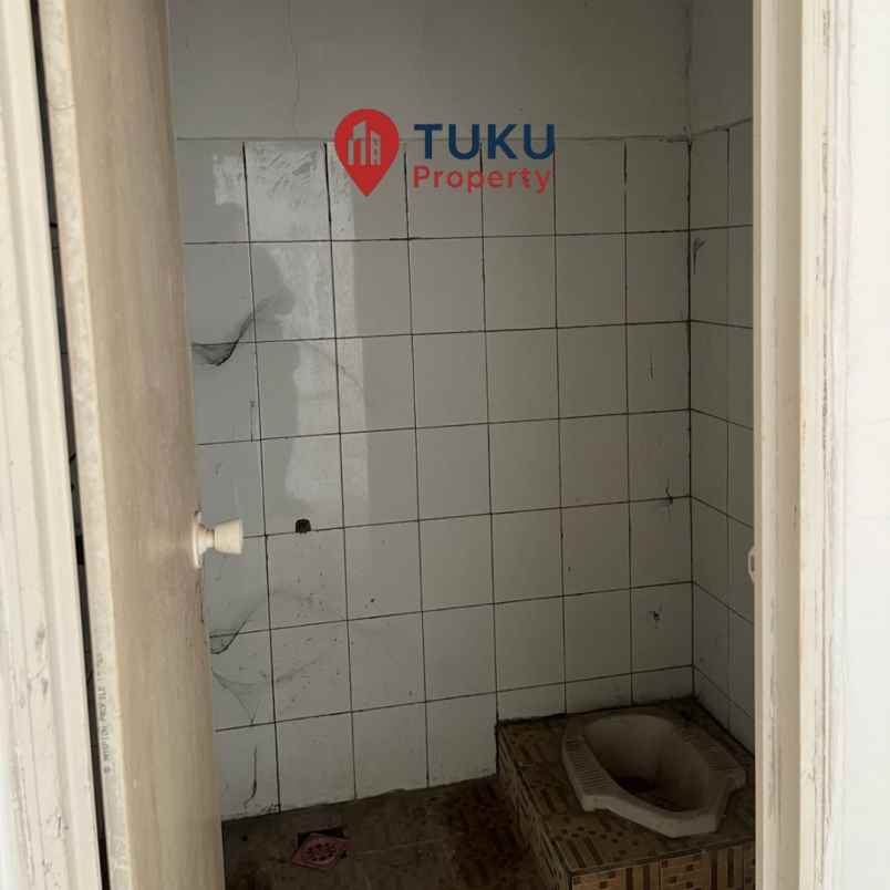 dijual murah rumah cipondoh dalam komplek