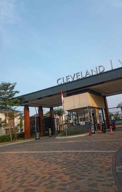 dijual murah rumah cluster cleveland pik2