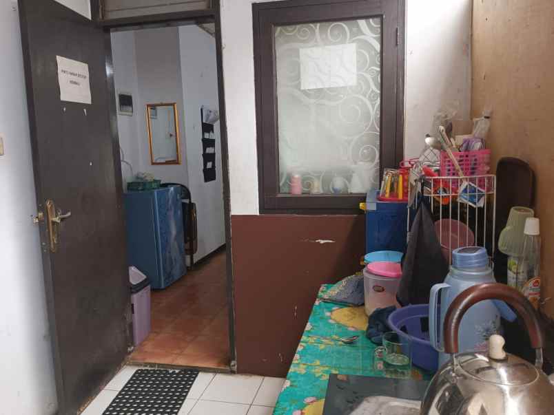 dijual ruko 2 lantai di jakarta selatan