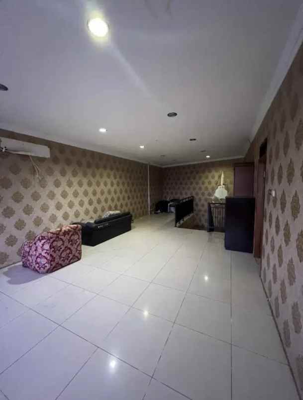 dijual ruko gudang kantor cimpaeun kec tapos kota