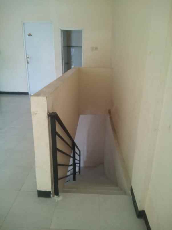 dijual ruko gudang kantor gunung anyar