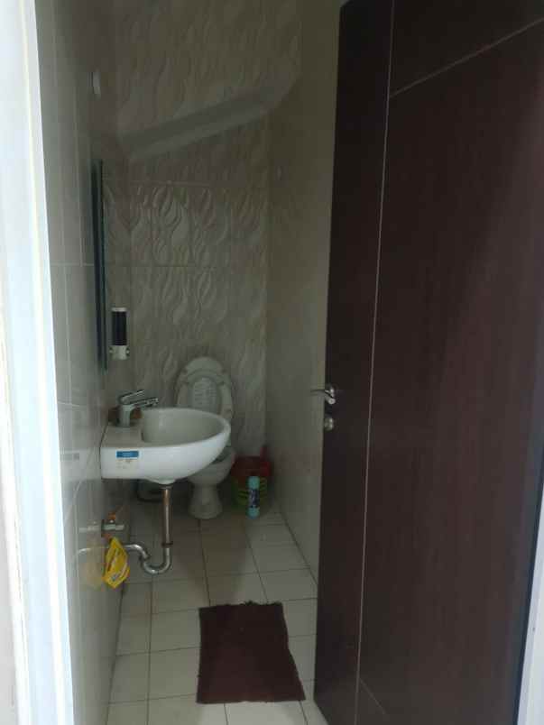 dijual ruko gudang kantor jl bosih raya cibitung