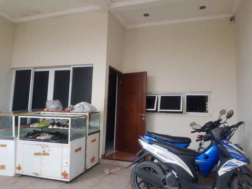 dijual ruko gudang kantor jl bosih raya cibitung