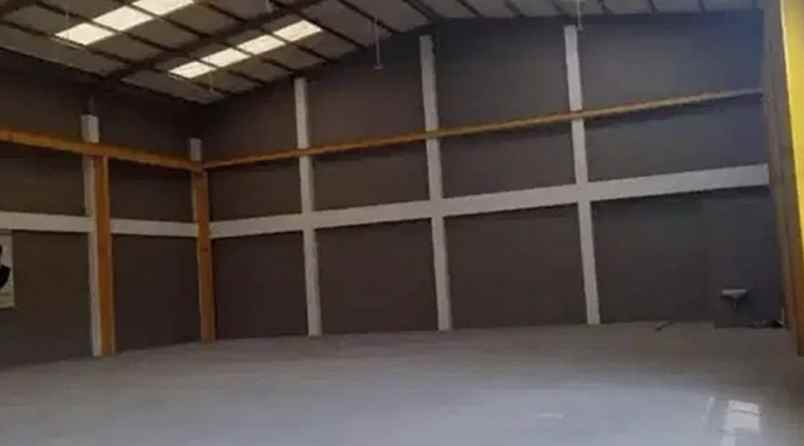 dijual ruko gudang kantor jl inspeksi kalimalang