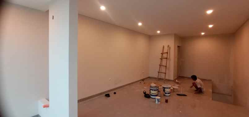 dijual ruko gudang kantor jl raya curug bojongsari depok