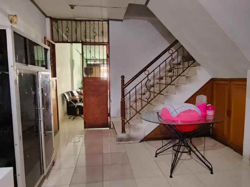 dijual ruko gudang kantor karang anyar