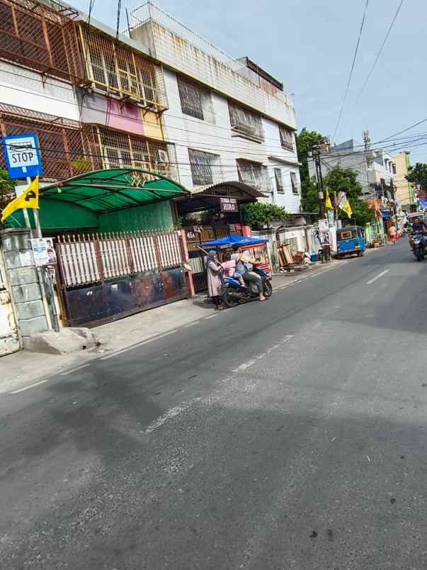 dijual ruko gudang kantor karang anyar