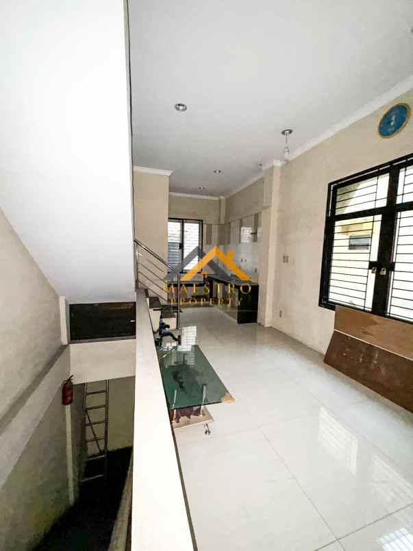 dijual ruko gudang kantor komplek mmtc jalan williem