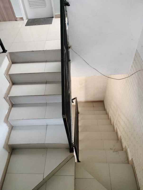 dijual ruko gudang kantor sayap jalan jakarta