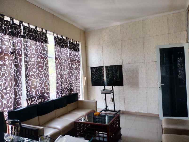 dijual ruko gudang kantor sayap jalan jakarta