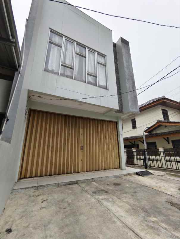 dijual ruko gudang kantor sayap jalan jakarta