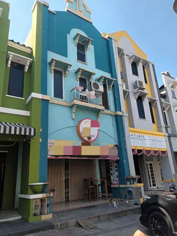 dijual ruko taman gapura gwalk citraland surabaya