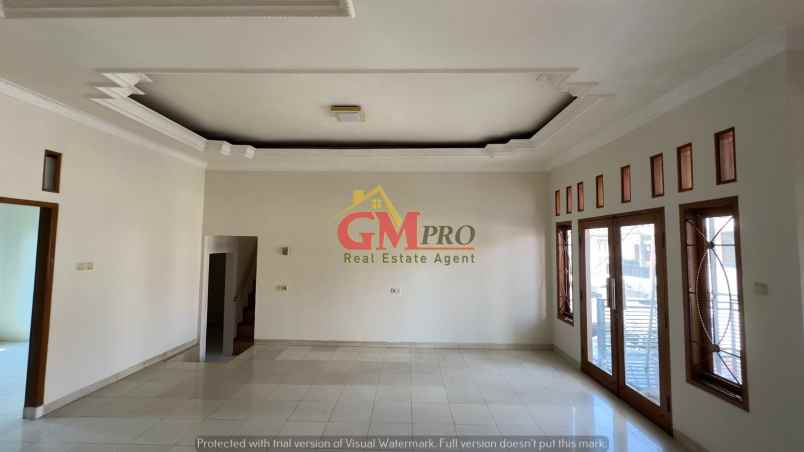 dijual rumah antapani