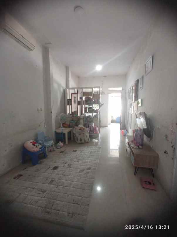 dijual rumah antapani