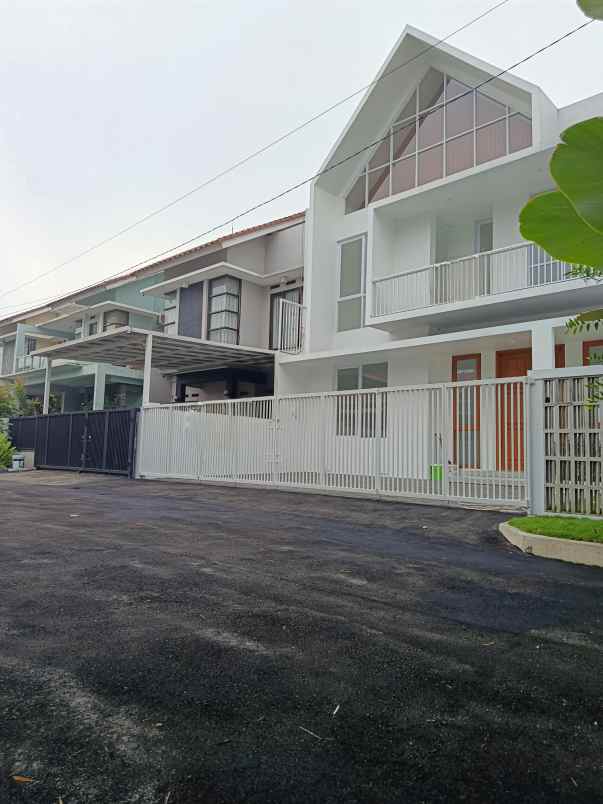 dijual rumah antapani wetan
