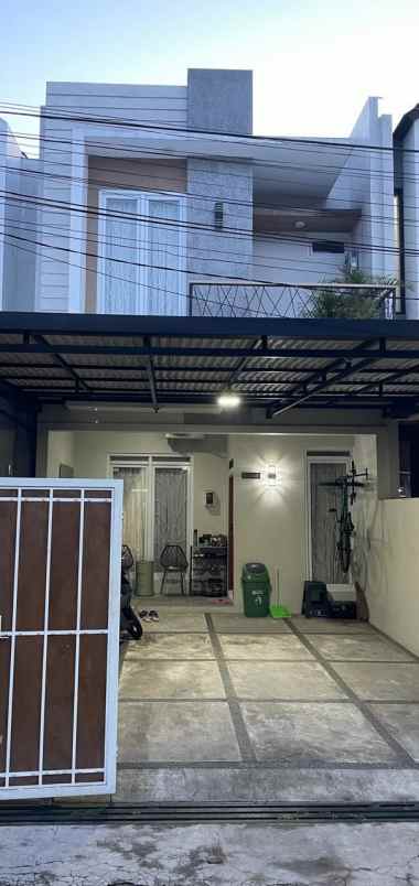 dijual rumah arcamanik