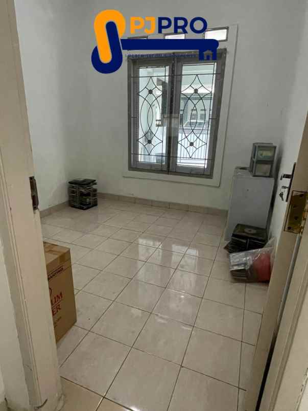 dijual rumah banten tangerang selatan kota