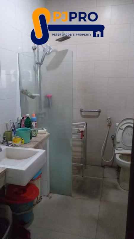 dijual rumah banten tangerang selatan kota