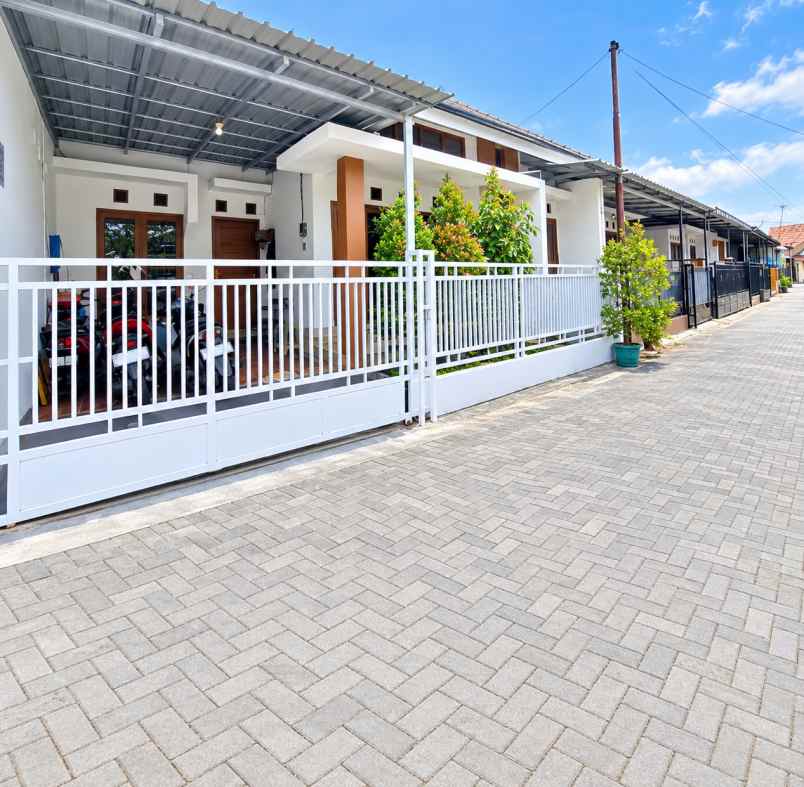 dijual rumah bantul