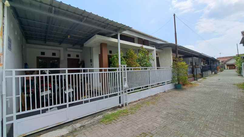 dijual rumah bantul