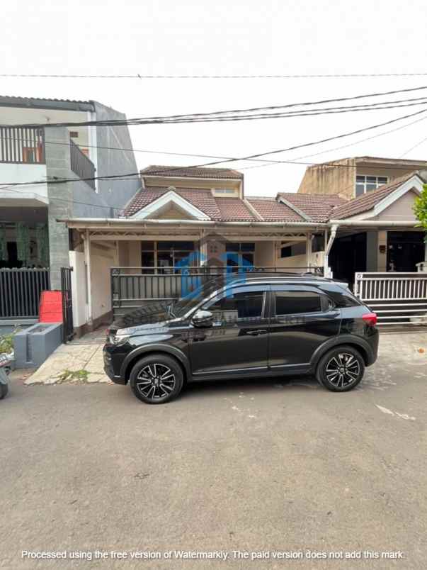 dijual rumah baros