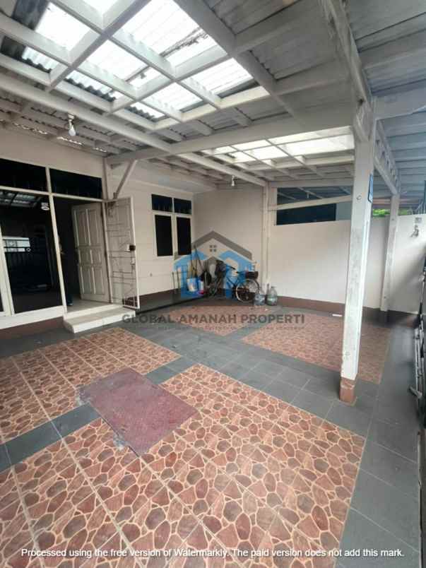 dijual rumah baros