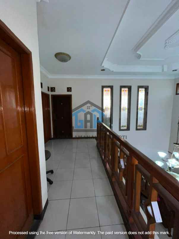 dijual rumah baros