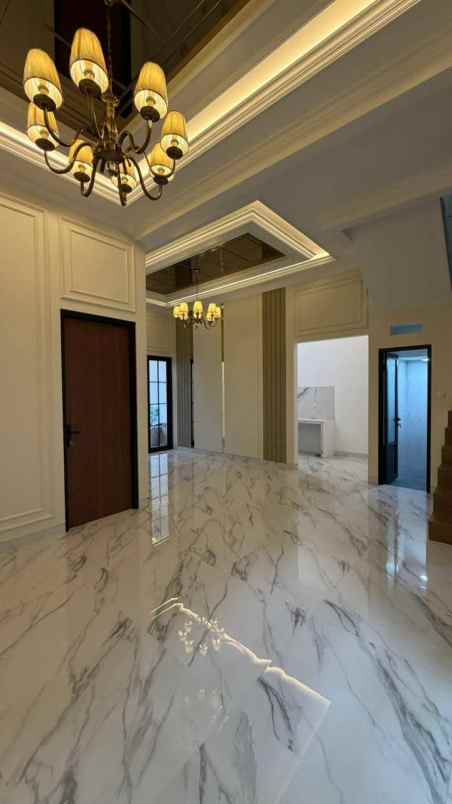 dijual rumah baru american classic oma campus dau