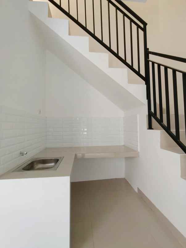 dijual rumah baru minimalis modern
