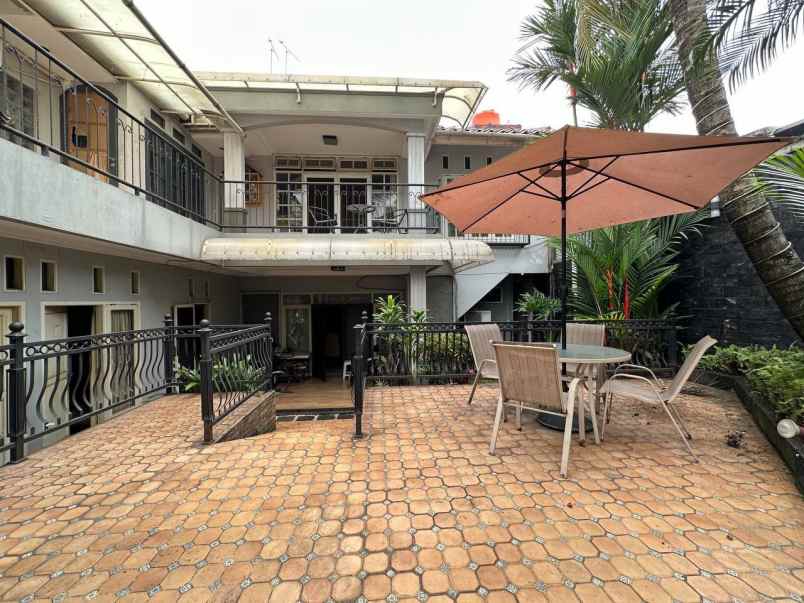 dijual rumah batu ampar kec kramat jati