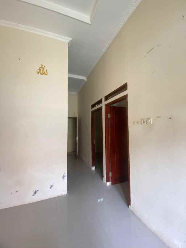 dijual rumah bedahan sawangan depok