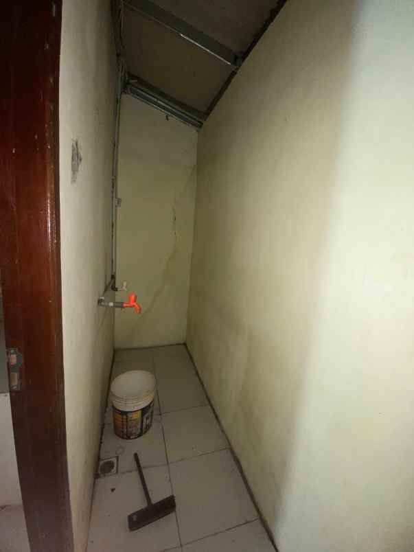 dijual rumah bedahan sawangan depok
