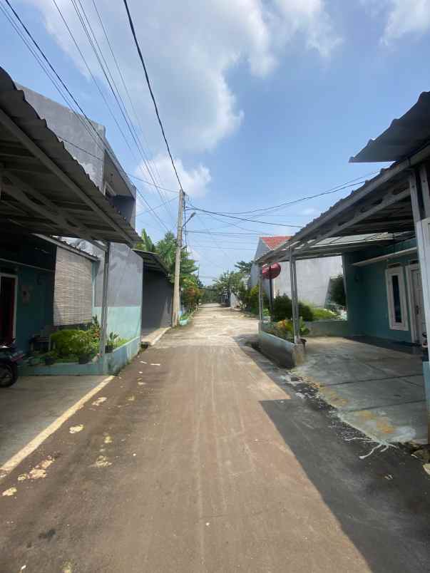 dijual rumah bedahan sawangan depok