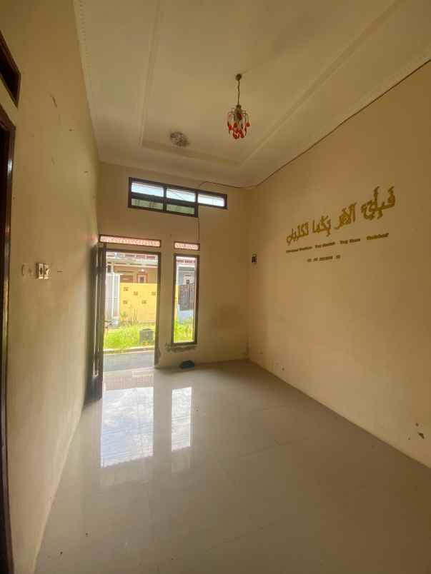 dijual rumah bedahan sawangan depok