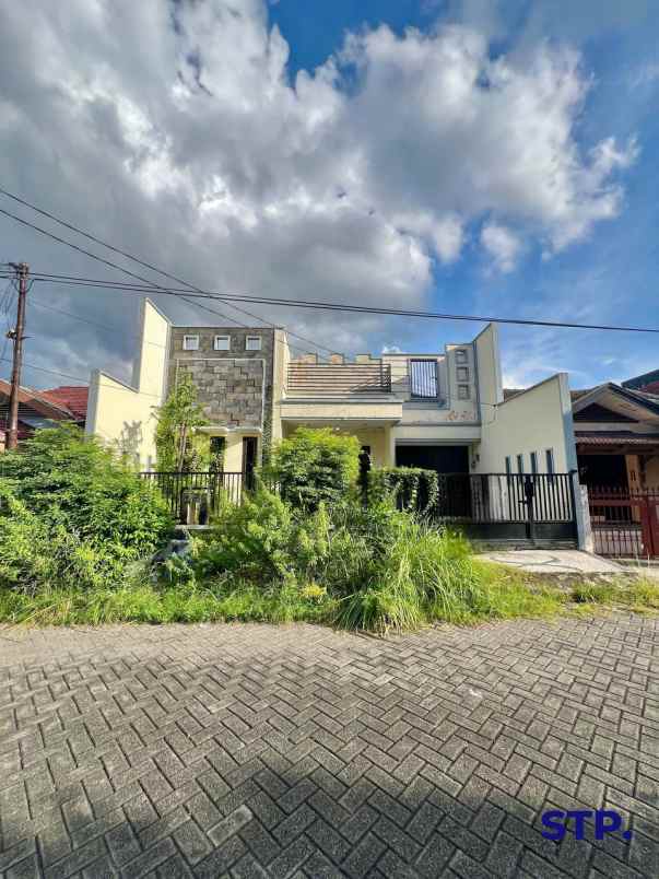 dijual rumah bendul merisi selatan
