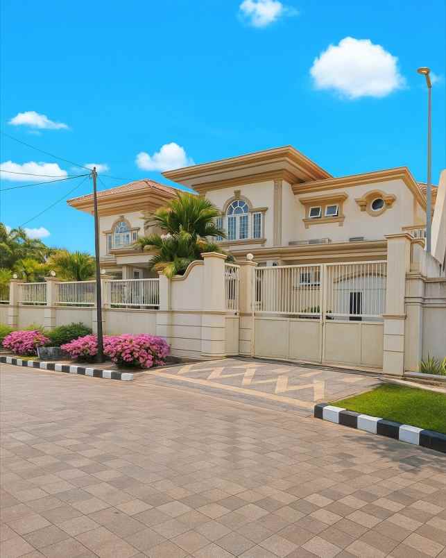 dijual rumah bintang diponggo