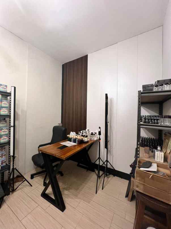 dijual rumah bsd kencana loka