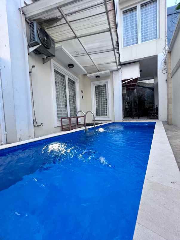 dijual rumah bukit cinere raya