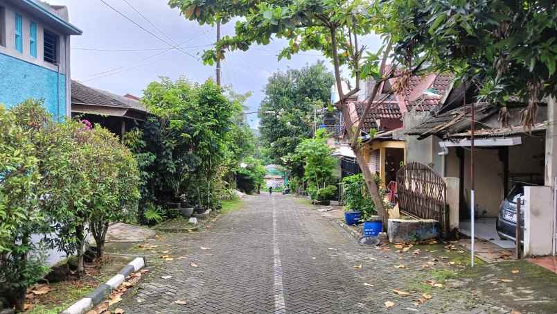 dijual rumah bukit kencana jaya meteseh