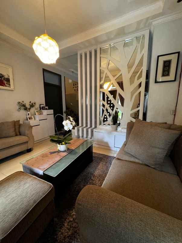 dijual rumah ciateul tengah pungkur