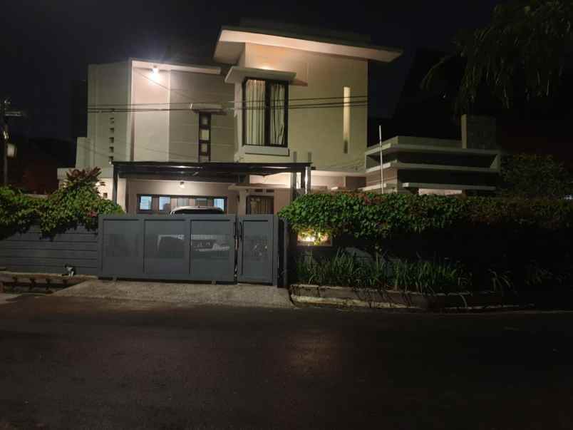 dijual rumah ciateul tengah pungkur