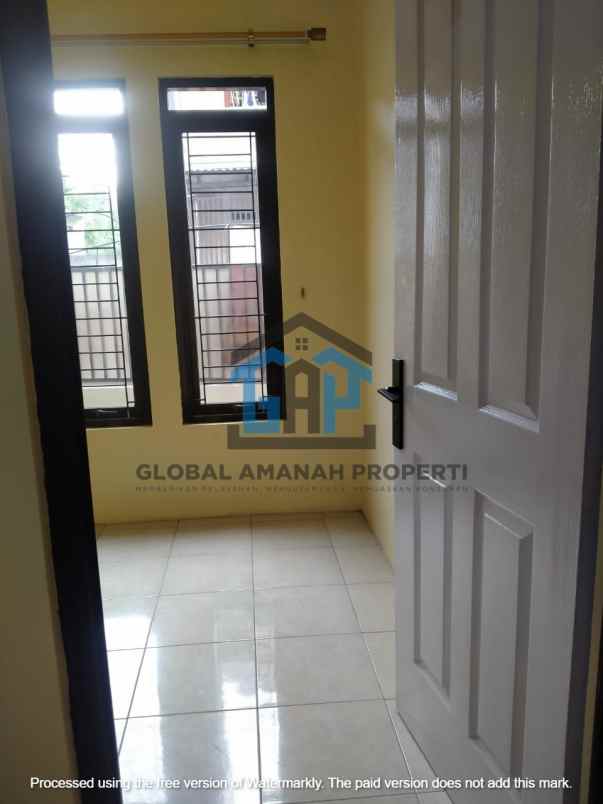dijual rumah cibeber