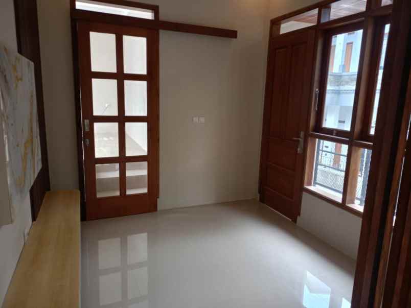 dijual rumah cibiru hilir