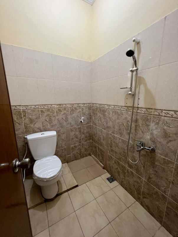 dijual rumah ciganitri