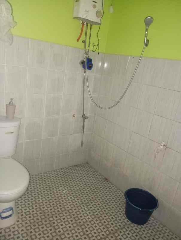 dijual rumah cihanjuang