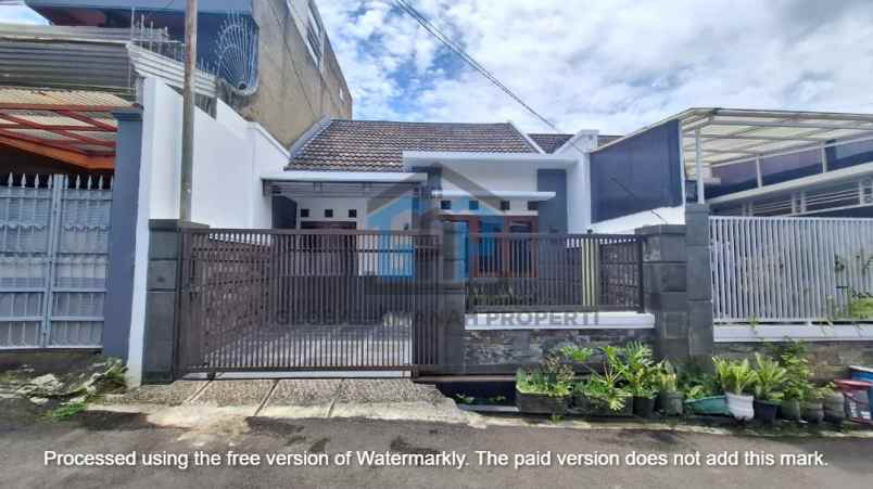 dijual rumah cihanjuang