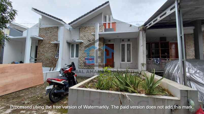 dijual rumah cihanjuang