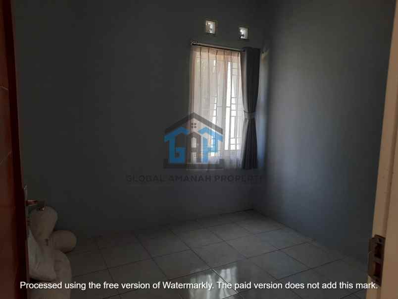 dijual rumah cihanjuang