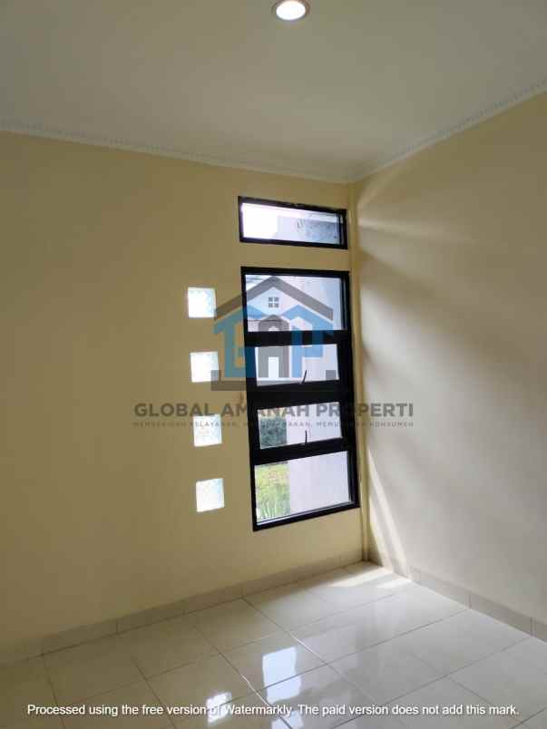 dijual rumah cihanjuang
