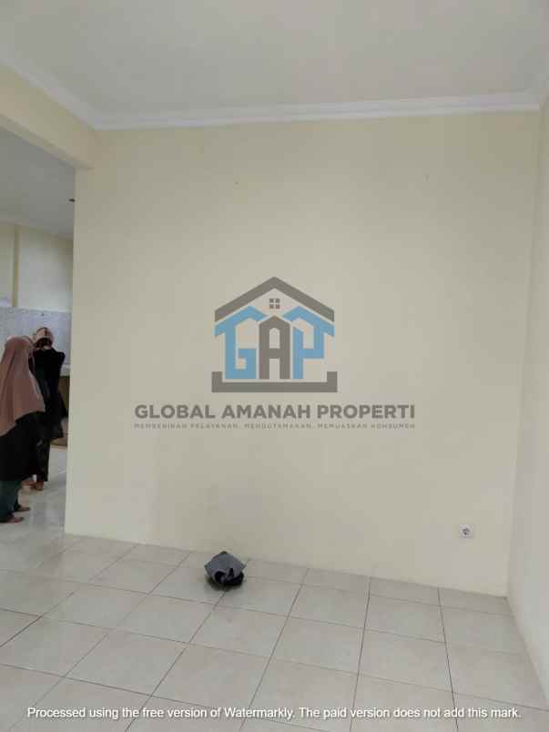 dijual rumah cihanjuang